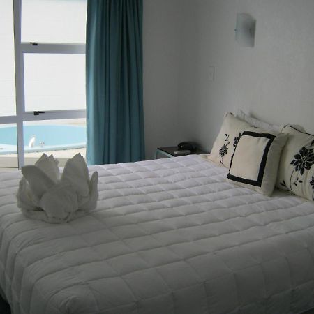 Palm Court Motor Inn Роторуа Номер фото
