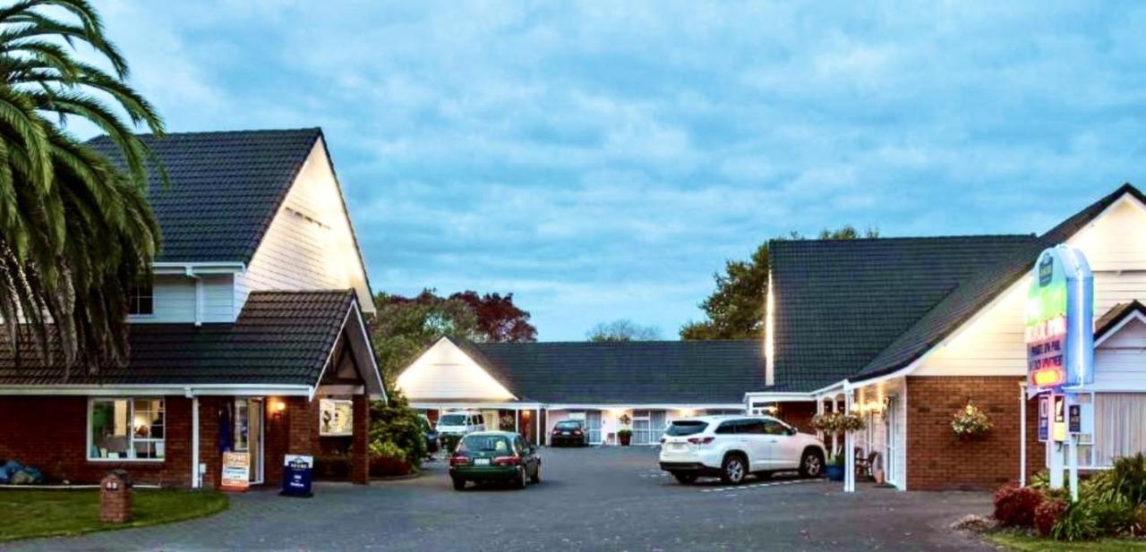 Palm Court Motor Inn Роторуа Экстерьер фото