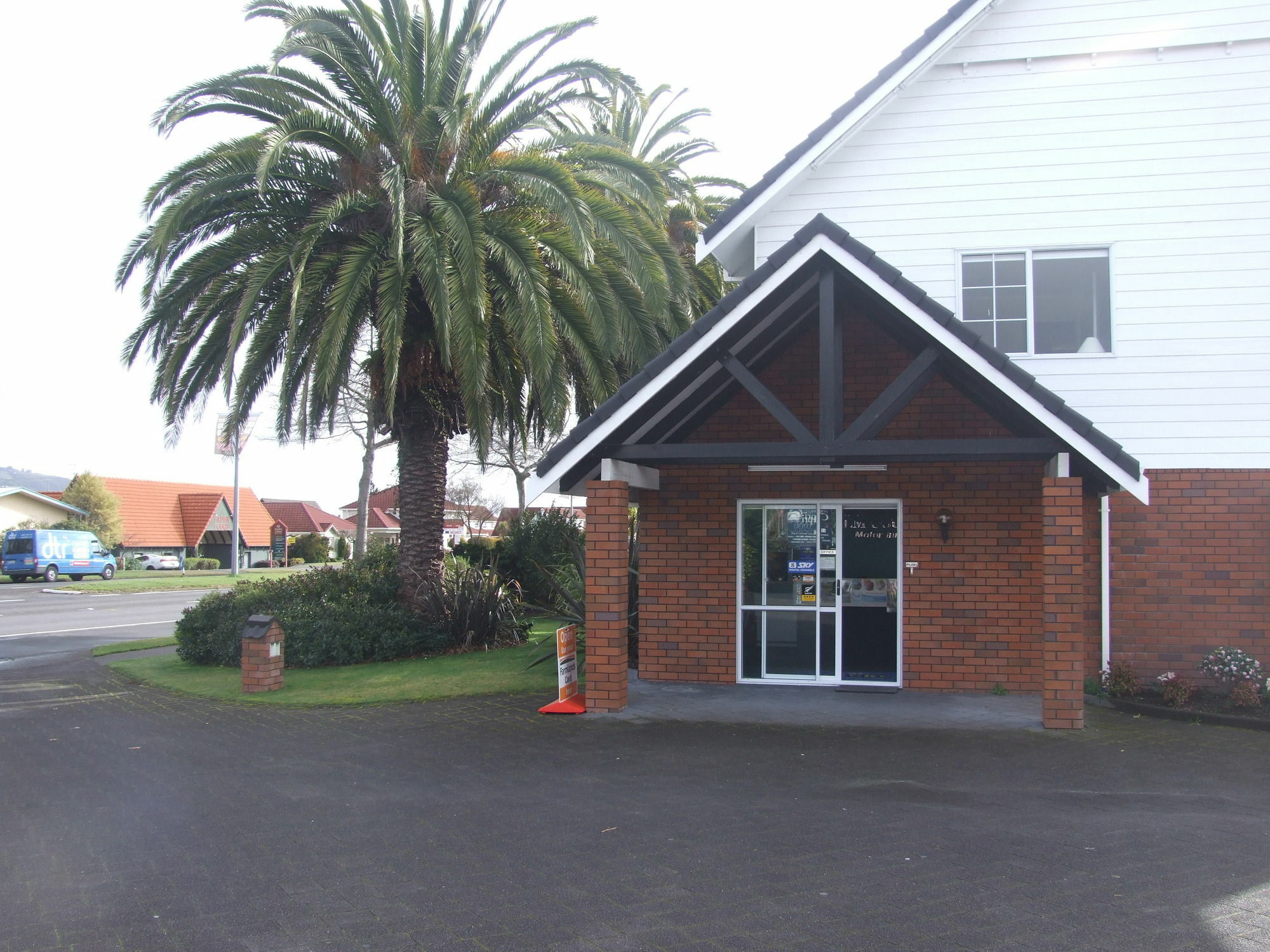Palm Court Motor Inn Роторуа Экстерьер фото