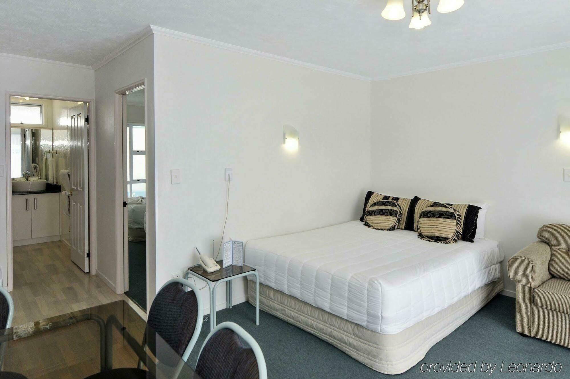 Palm Court Motor Inn Роторуа Номер фото